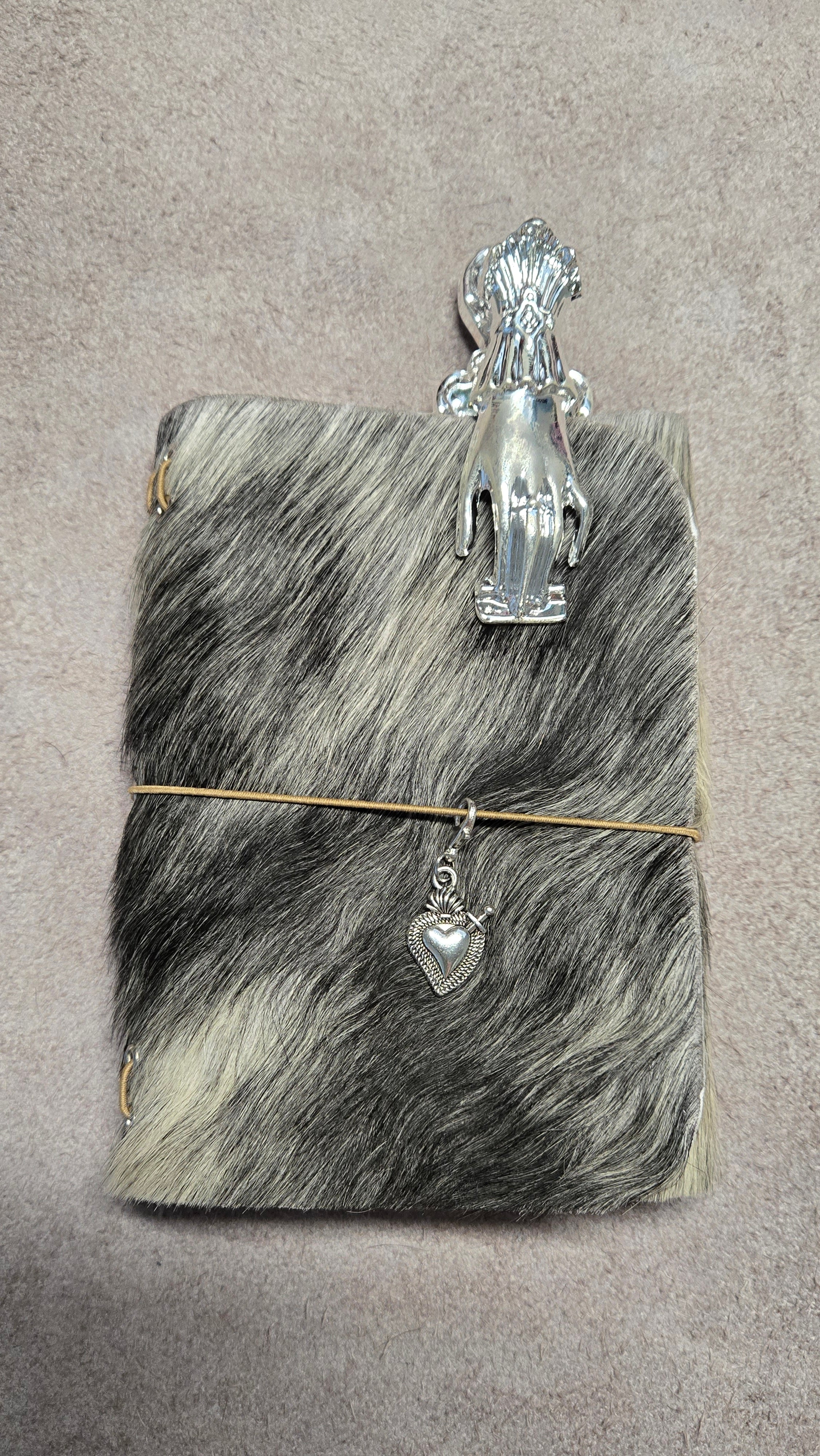 Salt & Pepper Passport W/ Tan